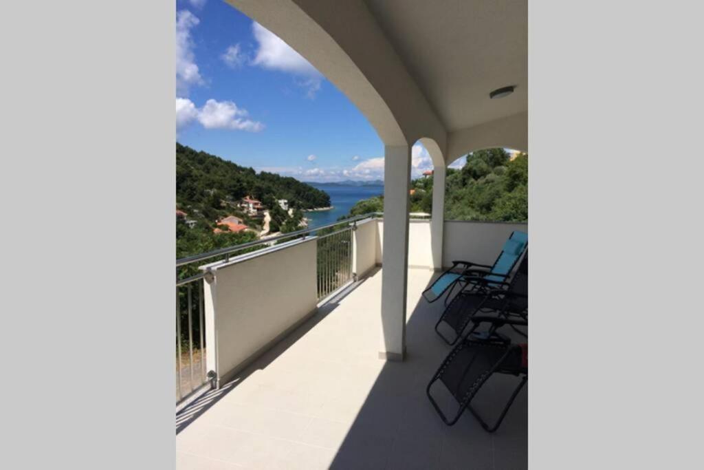 Apartments Sandro Sali Exterior photo